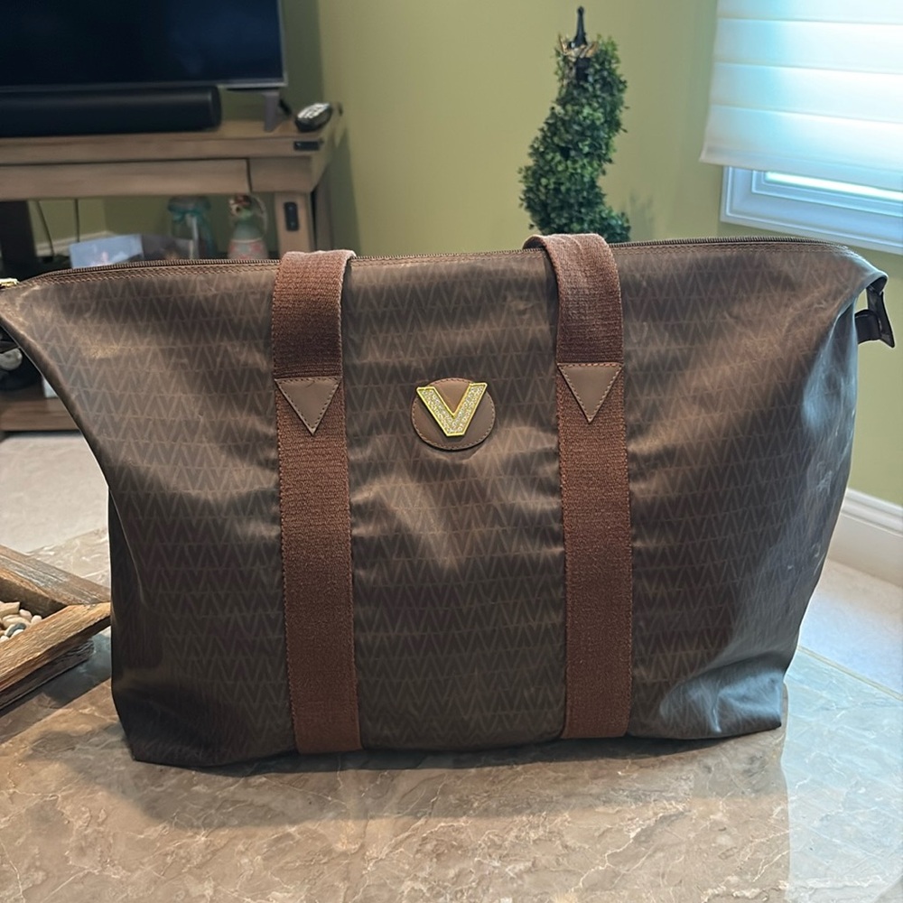 V-Logo vintage valentino bag